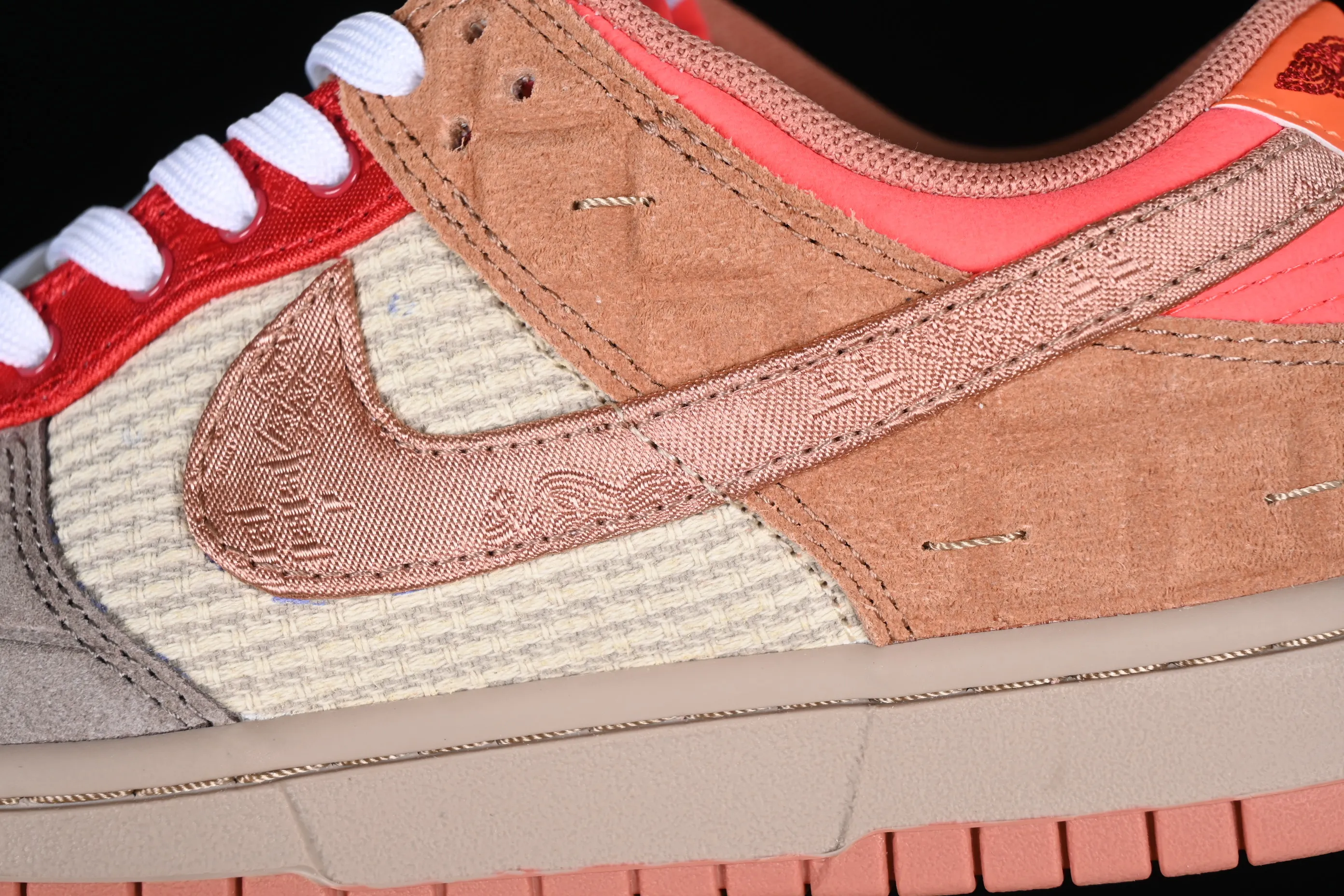 All categories Nk SB Dunk series Nk SB Dunk Low low-top sneakers J version Clot x Dunk Low "What The" joint model Yuanyang color SB low-top casual sneakers FN0316-999